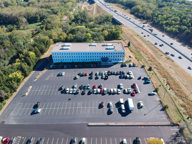 10800 Lyndale Ave S, Bloomington, MN en alquiler - Foto del edificio - Imagen 1 de 31