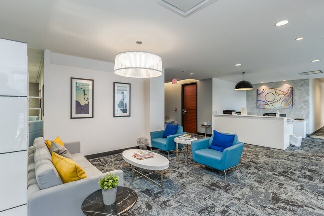 Más detalles de 11815 Fountain Way, Newport News, VA - Coworking en alquiler