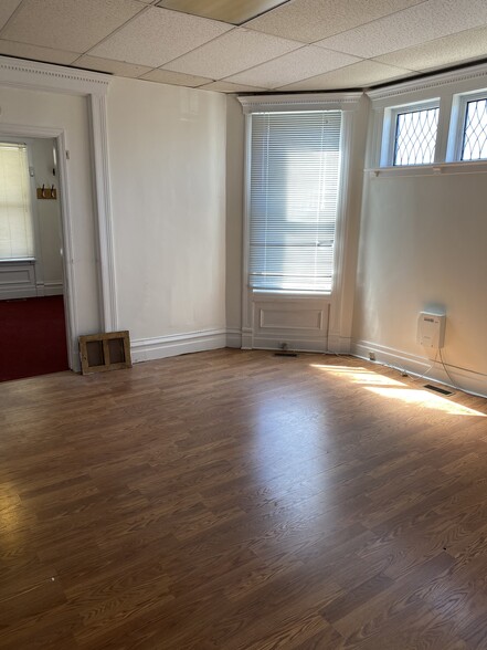 161 Livingston Ave, New Brunswick, NJ en alquiler - Foto del interior - Imagen 3 de 8