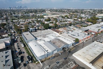 5700 S San Pedro St, Los Angeles, CA - VISTA AÉREA  vista de mapa - Image1