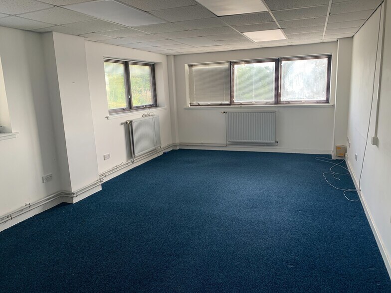 Nobel Rd, Dundee en alquiler - Foto del edificio - Imagen 3 de 4