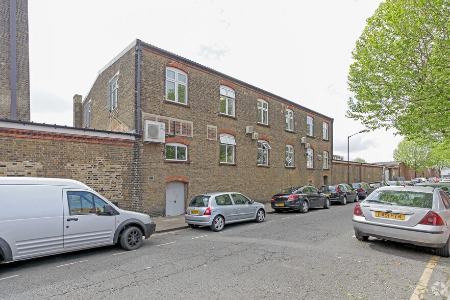 52 Beachy Rd, London en alquiler - Foto del edificio - Imagen 3 de 4