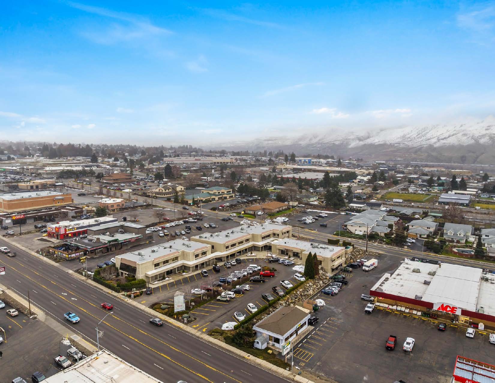 230 Grant Rd, East Wenatchee, WA en venta Foto principal- Imagen 1 de 6