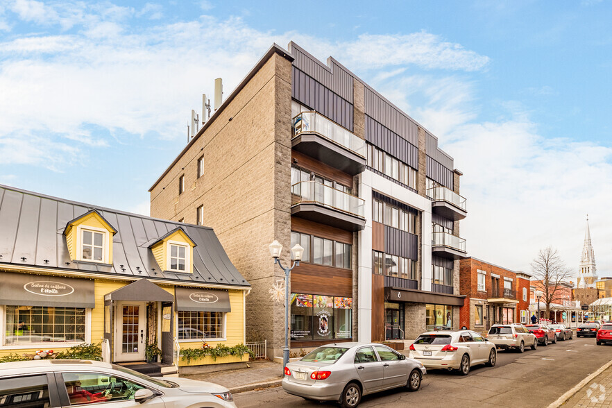 18-20 Rue Turgeon, Ste-Thérèse, QC en alquiler - Foto principal - Imagen 1 de 4