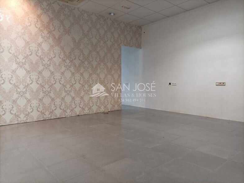 Local en Aspe en alquiler - Foto del edificio - Imagen 1 de 8