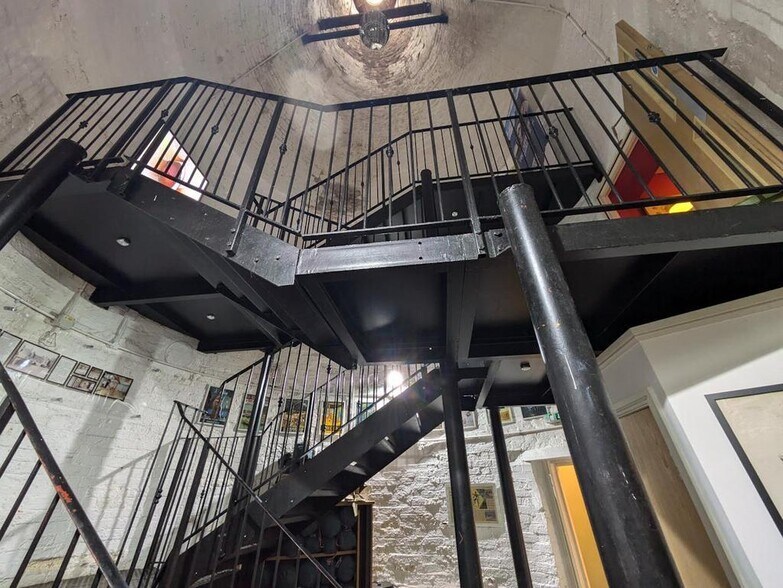 Grange Rd, Tongham en venta - Foto del edificio - Imagen 3 de 8