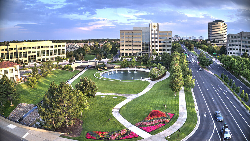 8400 E Crescent Pky, Greenwood Village, CO en alquiler - Foto del edificio - Imagen 1 de 11