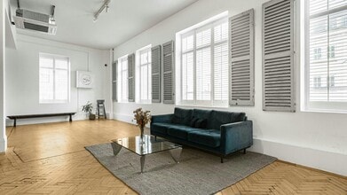 16 Perseverance Works, London en alquiler Foto del interior- Imagen 2 de 3