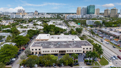 7887 N Kendall Dr, Miami, FL en alquiler Foto del edificio- Imagen 2 de 14