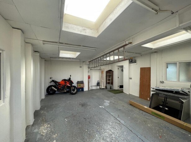 20B Warren Rd, Brighton en venta - Foto del interior - Imagen 2 de 4