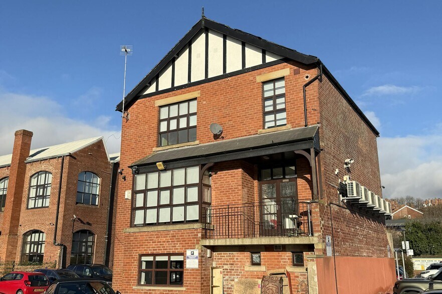 423 Kirkstall Rd, Leeds en alquiler - Foto del edificio - Imagen 2 de 3