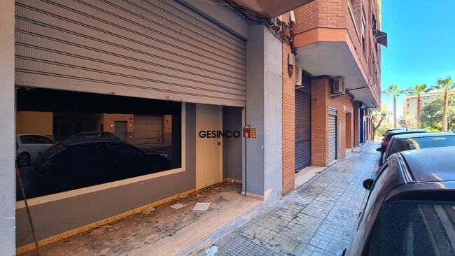 Más detalles de Carrer Caputxins, 1, Ontinyent - Local en alquiler