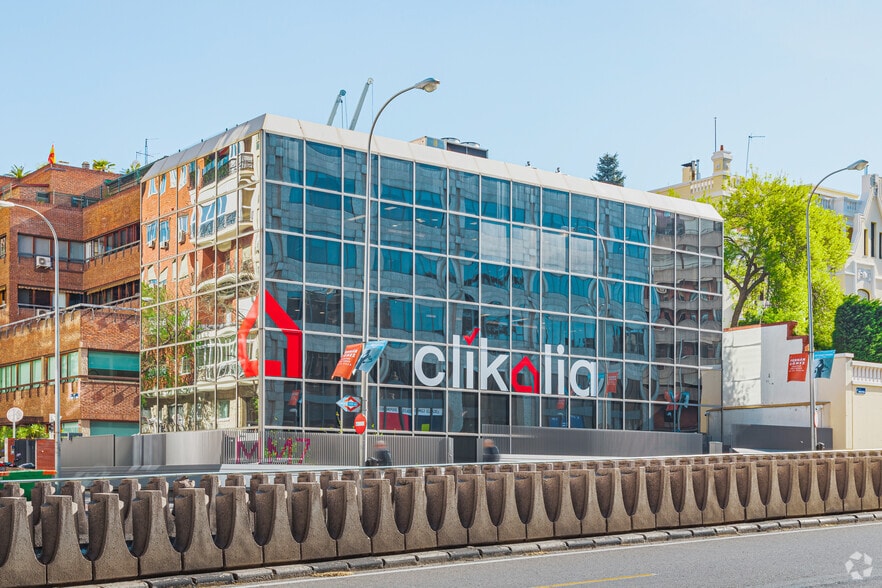 Calle de María de Molina, 7, Madrid, Madrid en alquiler - Foto del edificio - Imagen 2 de 4