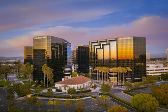 18100 Von Karman Ave, Irvine, CA - VISTA AÉREA  vista de mapa - Image1