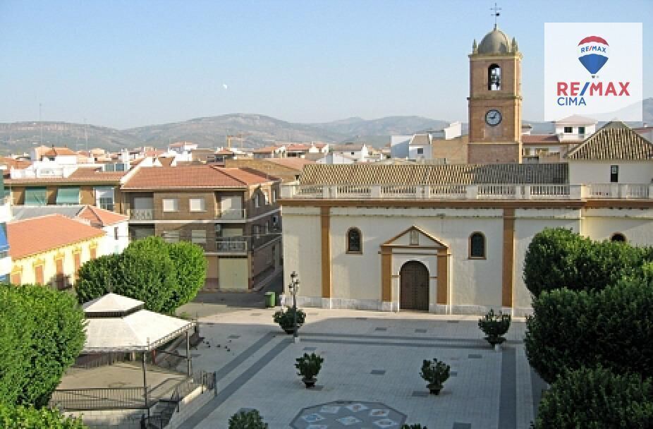 Terreno en Huétor Vega, Granada en venta Foto principal- Imagen 1 de 8