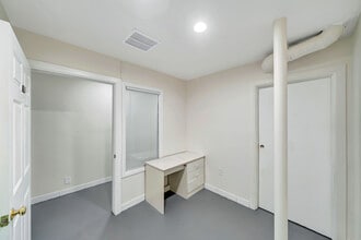 6358-6360 Van Nuys Blvd, Van Nuys, CA en alquiler Foto del edificio- Imagen 2 de 6