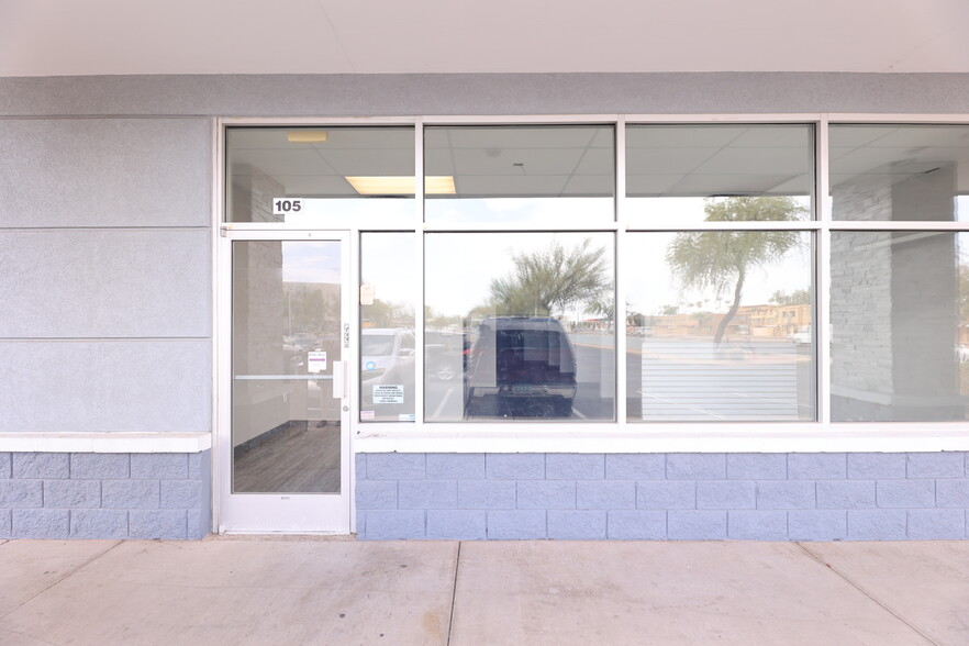 4645 E Broadway Rd, Phoenix, AZ en alquiler - Foto del edificio - Imagen 2 de 10