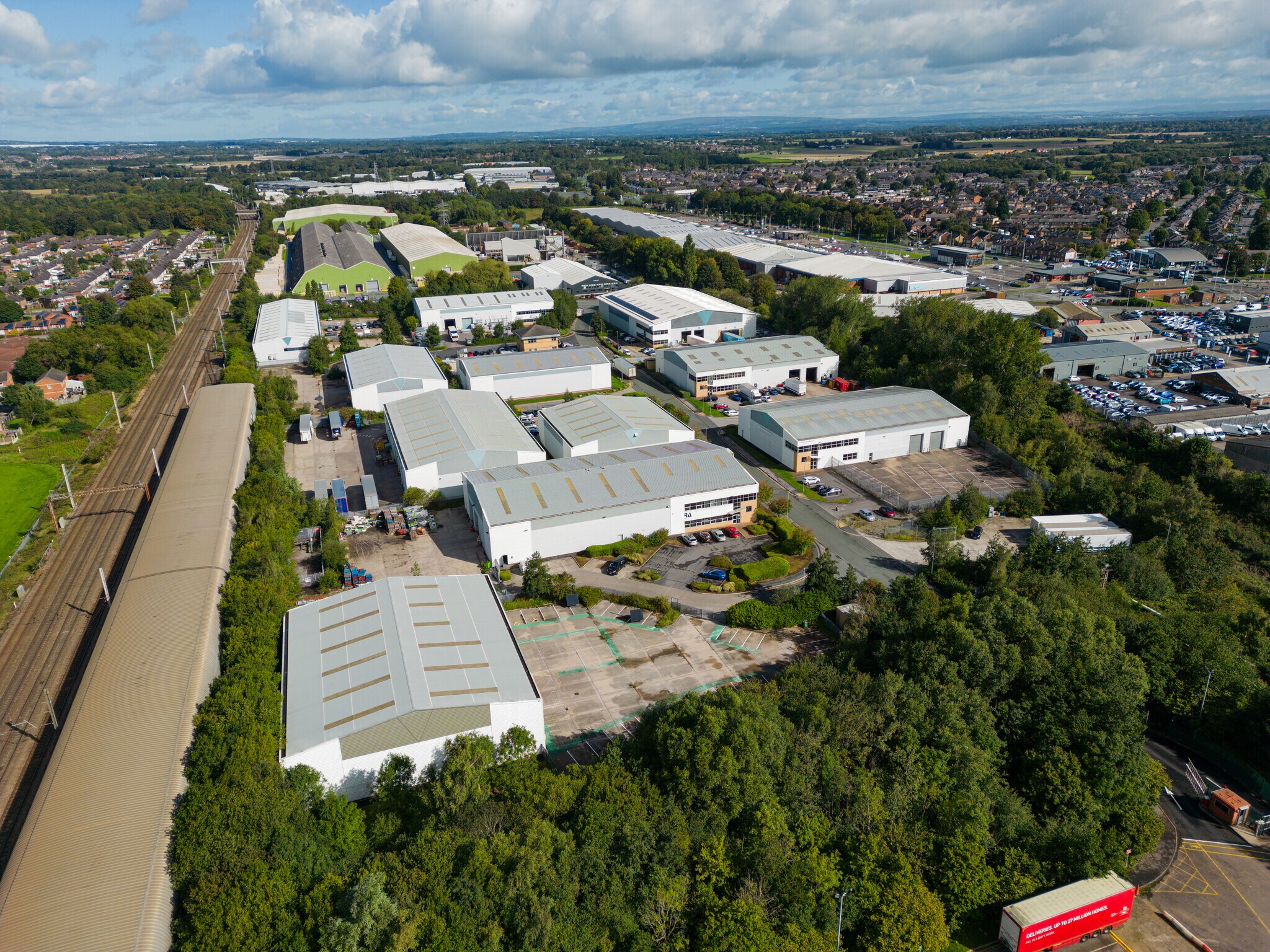 Hawleys Ln, Warrington en alquiler Vista aérea- Imagen 1 de 11