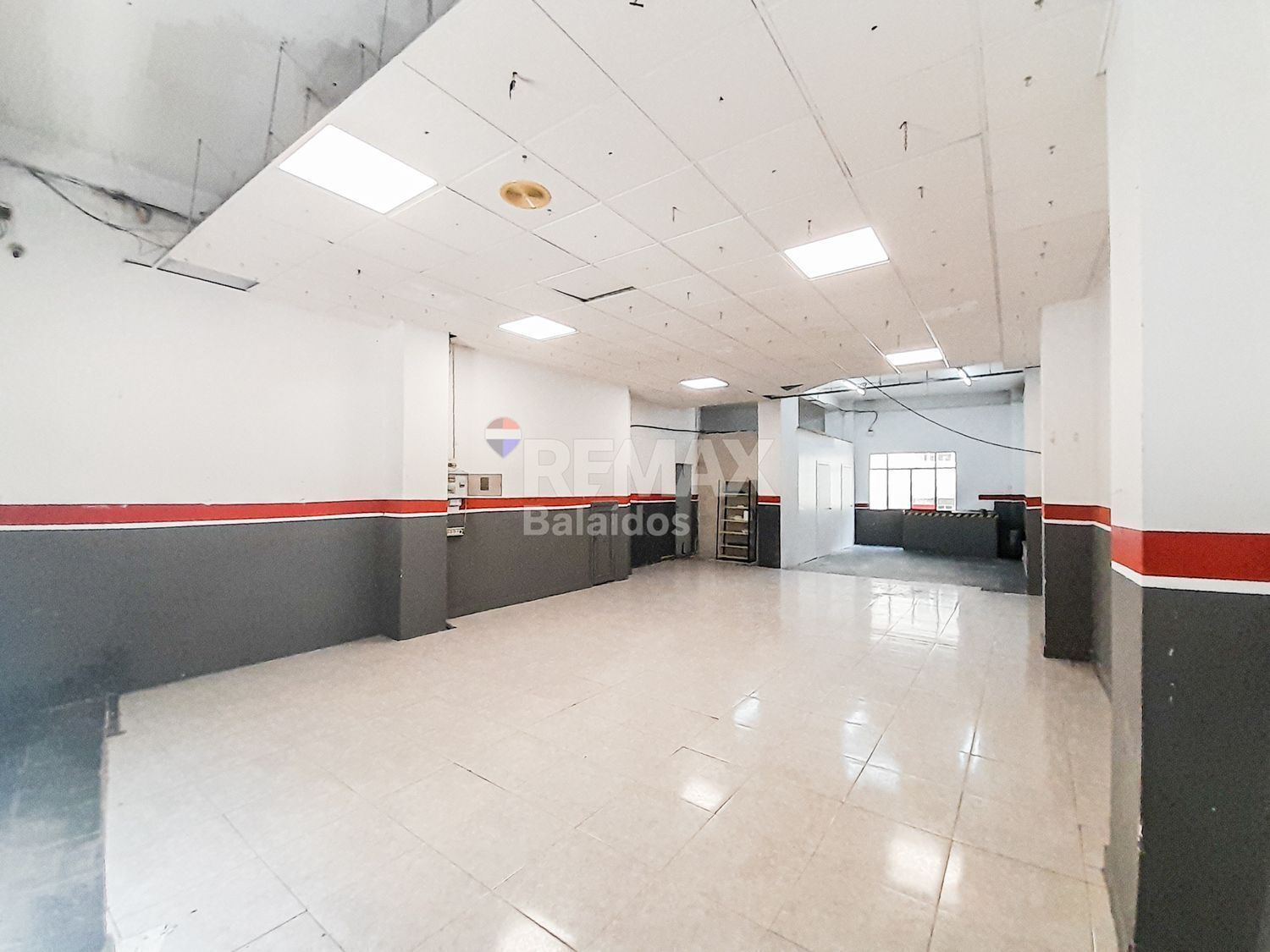 Local en Vigo, Pontevedra en venta Foto del interior- Imagen 1 de 27