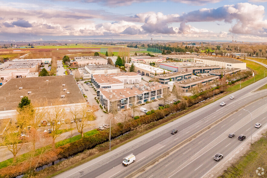 13700 Mayfield Pl, Richmond, BC en venta - Foto del edificio - Imagen 2 de 3