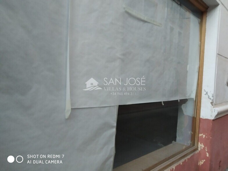 Local en Alicante en alquiler - Foto del edificio - Imagen 3 de 6