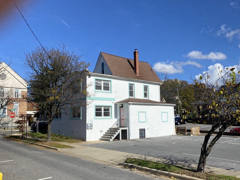 3501 Perry St, Mount Rainier, MD en alquiler - Foto del edificio - Imagen 2 de 17