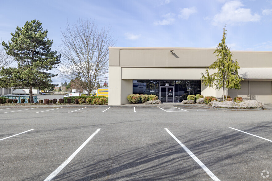 4215 95th St SW, Lakewood, WA en alquiler - Foto del edificio - Imagen 3 de 11