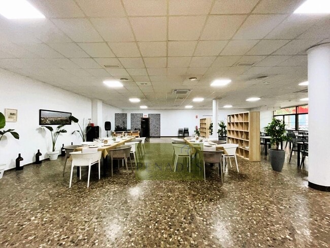 Más detalles de Local en alquiler