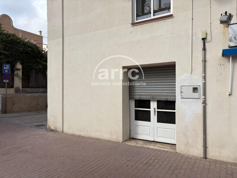 Edificio residencial en Premià de Mar, Barcelona en venta - Foto del edificio - Imagen 2 de 5