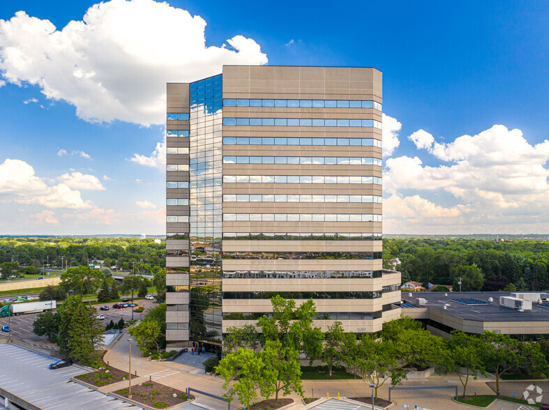 1650 82nd St W, Bloomington, MN en alquiler - Foto del edificio - Imagen 1 de 15