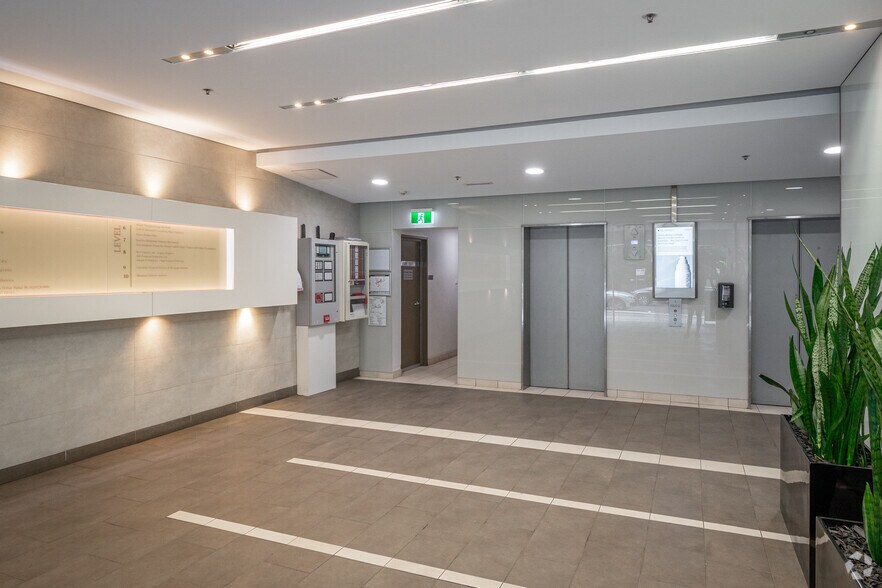8 West St, North Sydney en alquiler - Vestíbulo - Imagen 3 de 4