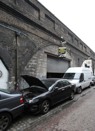 Más detalles de 98-102 Lea Bridge Rd, London - Nave en alquiler