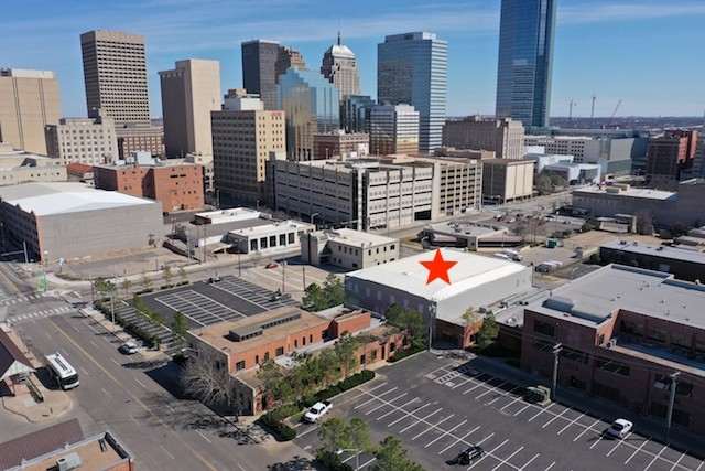 417 Dean A Mcgee Ave, Oklahoma City, OK en venta - Vista aérea - Imagen 2 de 3