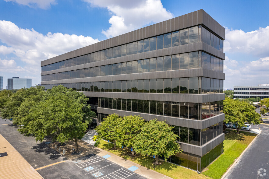 5720 Lyndon B Johnson Fwy, Dallas, TX en alquiler - Foto del edificio - Imagen 3 de 6