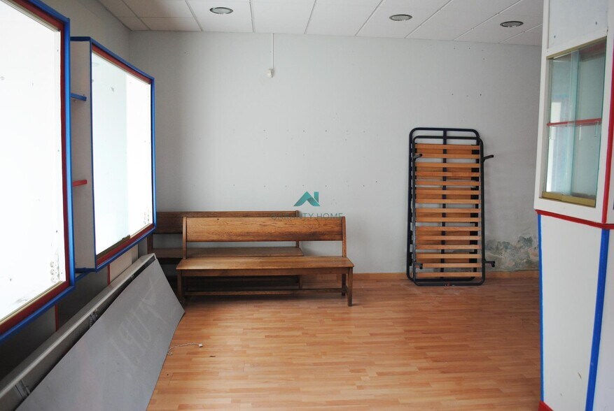 Local en Santoña en venta - Foto del interior - Imagen 3 de 8