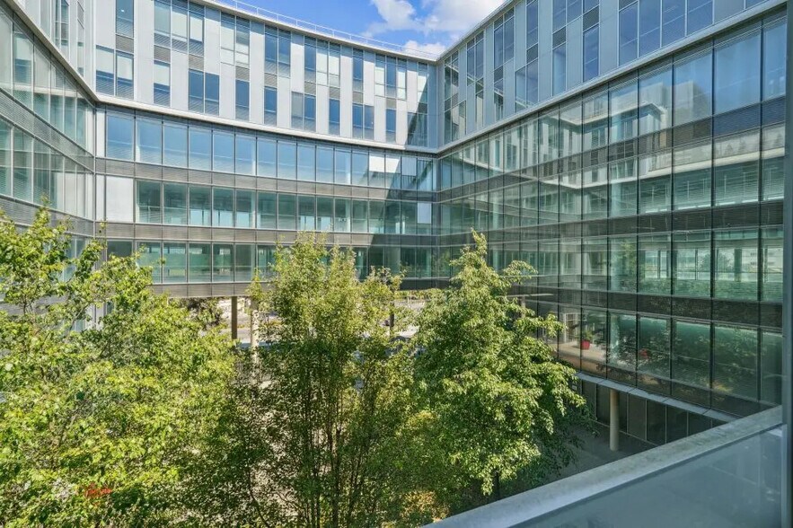 11-19 Rue Ernest Renan, Nanterre en alquiler - Foto del edificio - Imagen 2 de 6