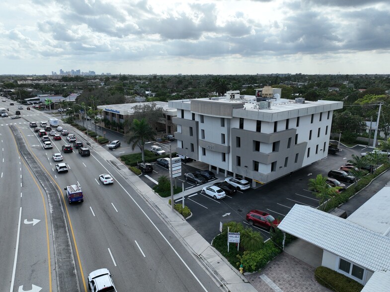 4331 N Federal Hwy, Fort Lauderdale, FL en alquiler - Foto del edificio - Imagen 1 de 2