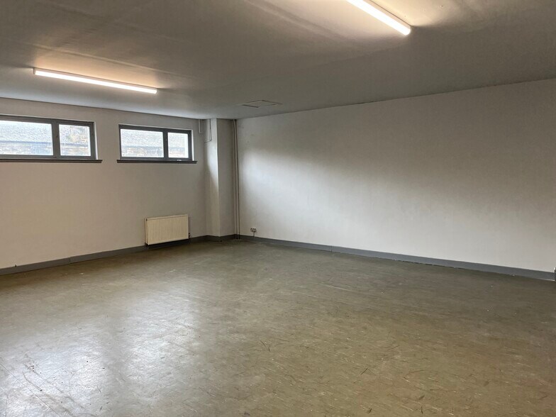 5-7 Sang Pl, Kirkcaldy en alquiler - Foto del edificio - Imagen 3 de 6