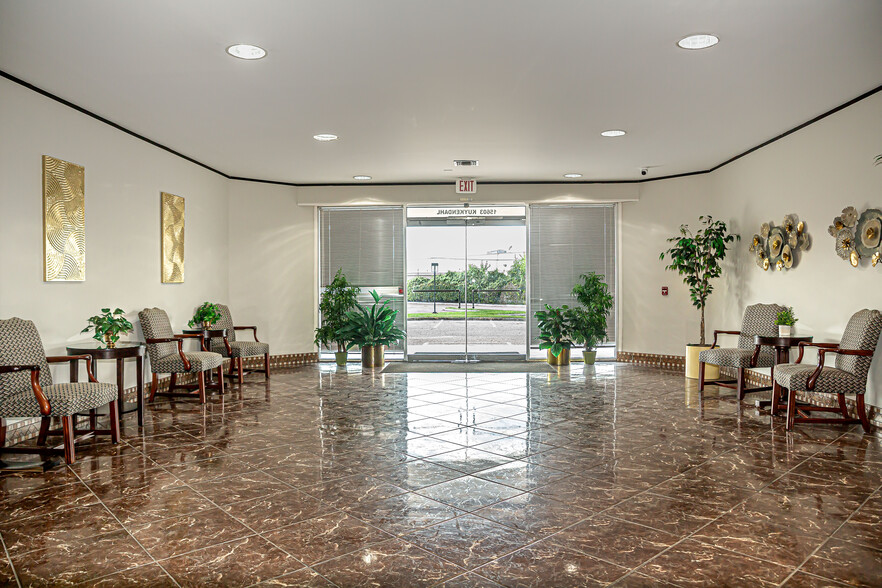 15603 Kuykendahl Rd, Houston, TX en alquiler - Foto del edificio - Imagen 1 de 16