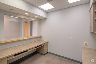 1445 N Hunt Club Rd, Gurnee, IL en alquiler Foto del interior- Imagen 2 de 2