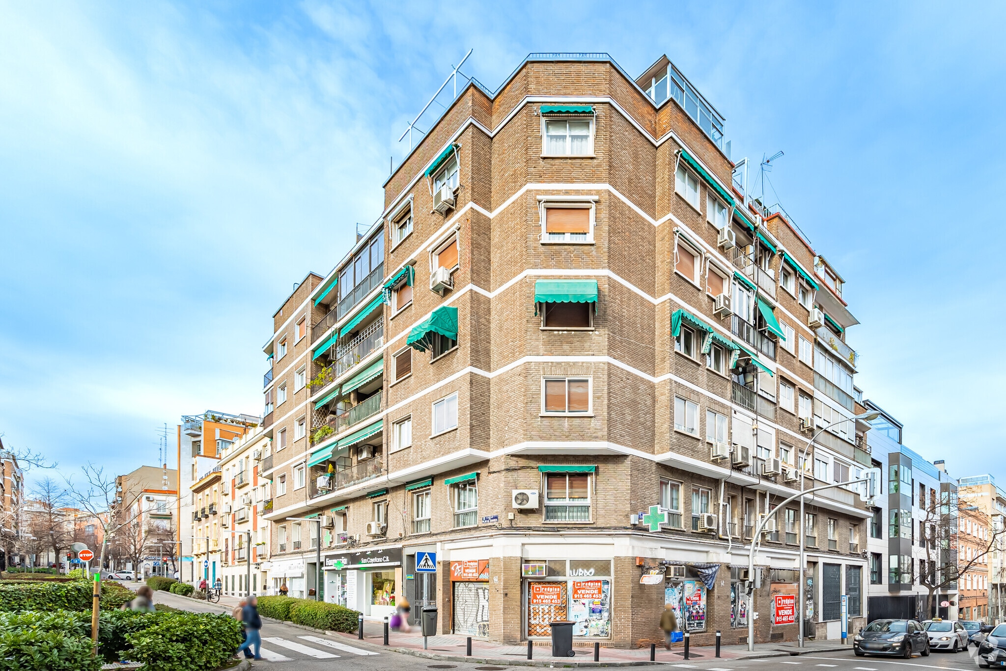 Calle de Pilar de Zaragoza, 34, Madrid, Madrid en venta Foto del edificio- Imagen 1 de 3