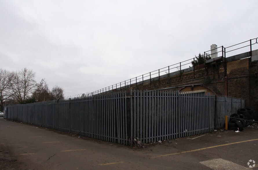 431-481 Wickwood St, London en alquiler - Foto del edificio - Imagen 3 de 28