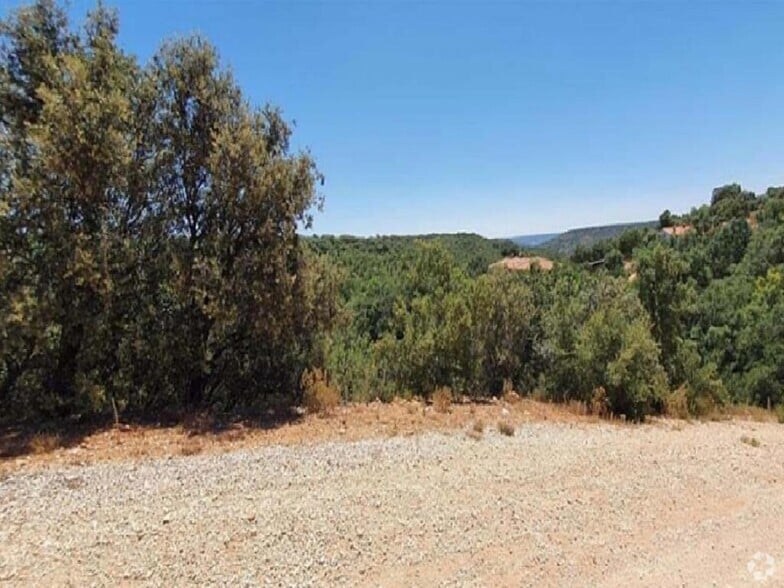 Terreno en Loranca de Tajuña, Guadalajara en venta - Foto principal - Imagen 1 de 3