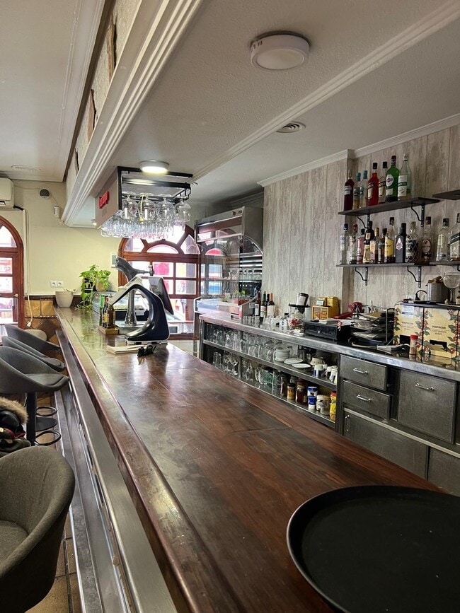 Más detalles de Local en alquiler