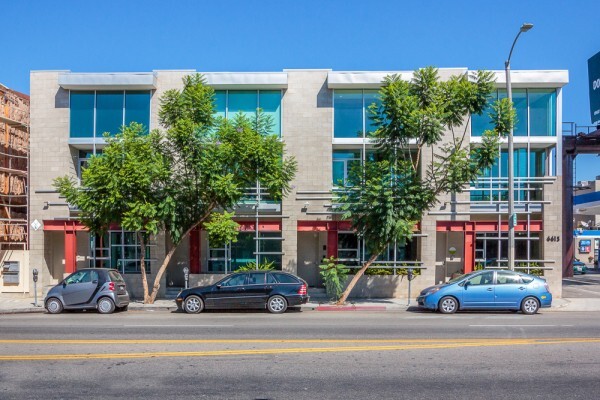 6615-6621 Melrose Ave, Los Angeles, CA en alquiler - Foto del edificio - Imagen 1 de 19