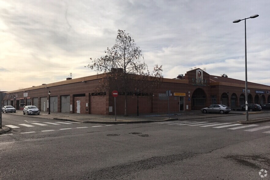 Avenida de España, 4, Villanueva de la Torre, Guadalajara en venta - Foto del edificio - Imagen 2 de 2