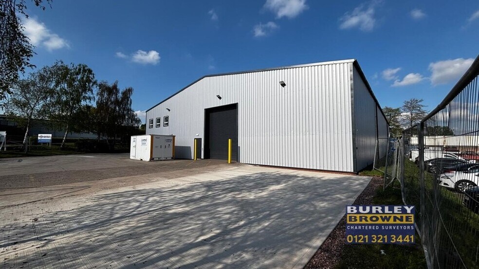 Aspley Close, Wolverhampton en alquiler - Foto del edificio - Imagen 3 de 5