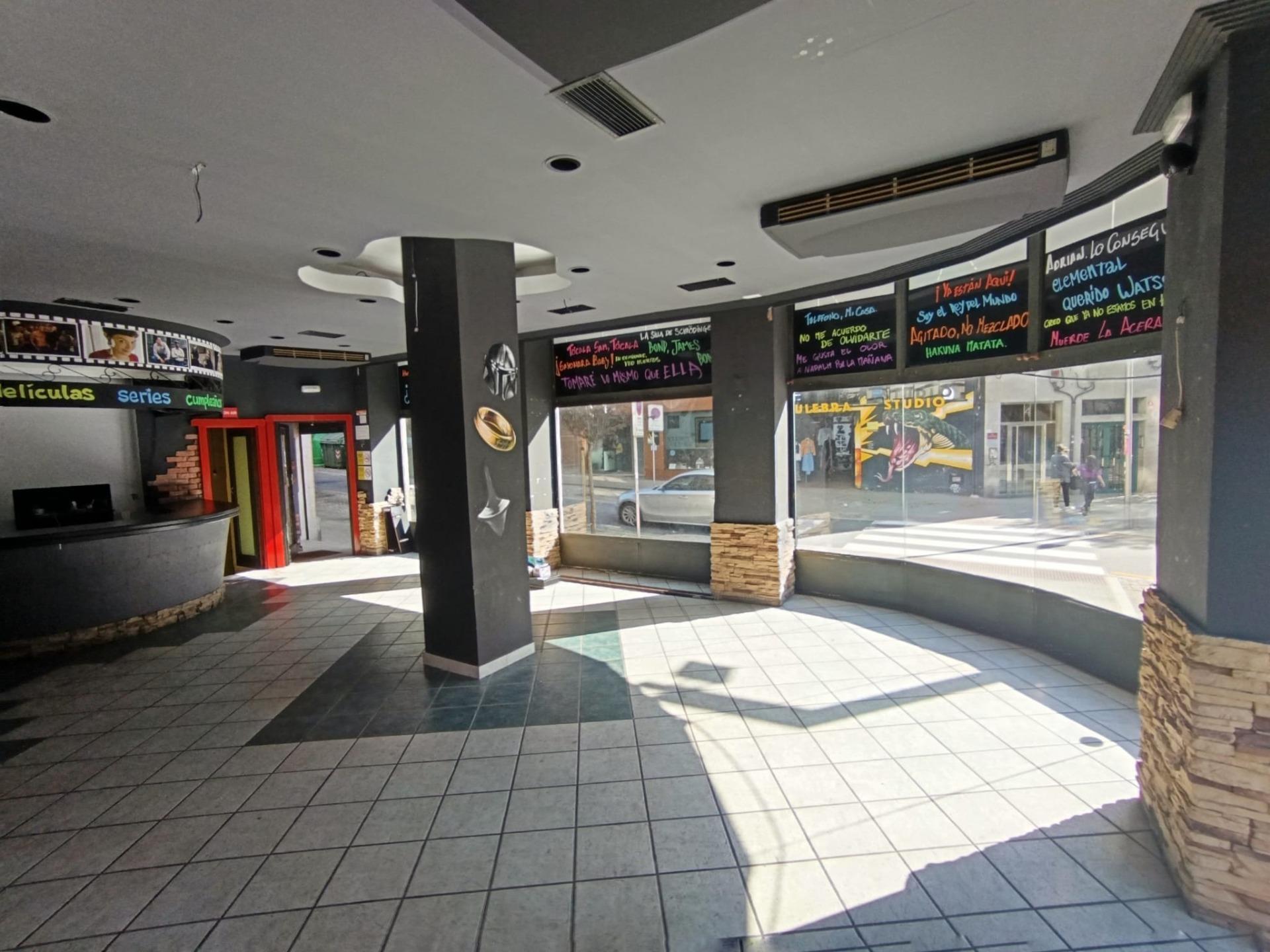 Local en Pontevedra en venta Foto del edificio- Imagen 1 de 48