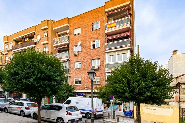 Más detalles de Calle La Fuente, 25, Leganés - Edificio residencial​ en venta