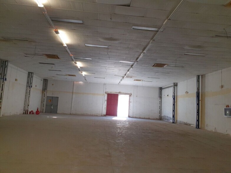 Nave en SEVILLA en alquiler - Foto del edificio - Imagen 1 de 14
